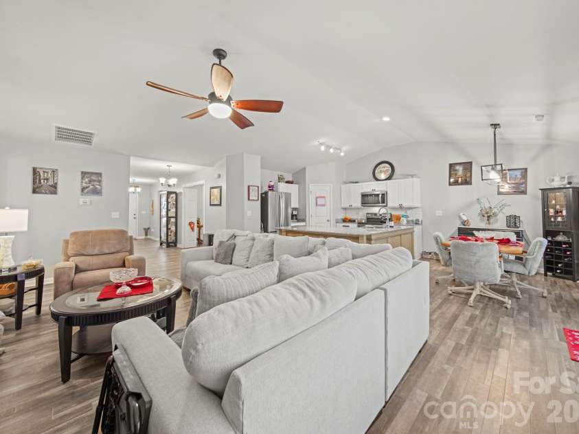 1456 Amberlight Circle, Salisbury, NC 28144.  MLS# CAR4340643, YatesRealty ID 3268. 