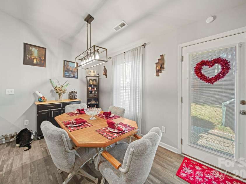 1456 Amberlight Circle, Salisbury, NC 28144.  MLS# CAR4340643, YatesRealty ID 3268. 