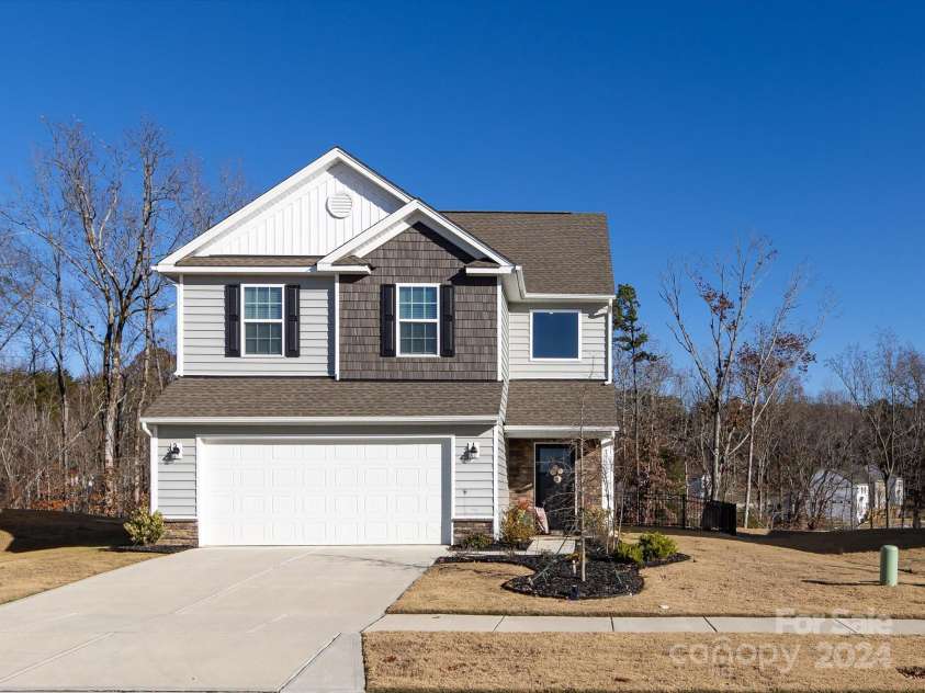 15533 Capps Road, Charlotte, NC 28278.  MLS# CAR4205071, YatesRealty ID 3268. 