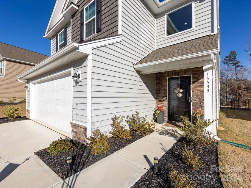 15533 Capps Road, Charlotte, NC 28278.  MLS# CAR4205071, YatesRealty ID 3268. 