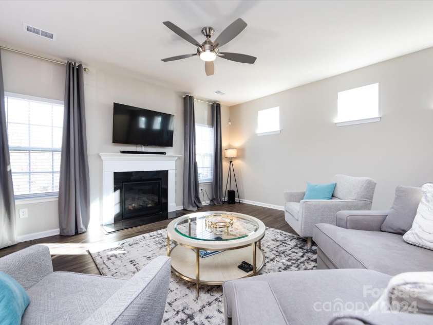 15533 Capps Road, Charlotte, NC 28278.  MLS# CAR4205071, YatesRealty ID 3268. 