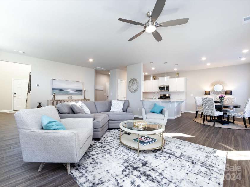 15533 Capps Road, Charlotte, NC 28278.  MLS# CAR4205071, YatesRealty ID 3268. 