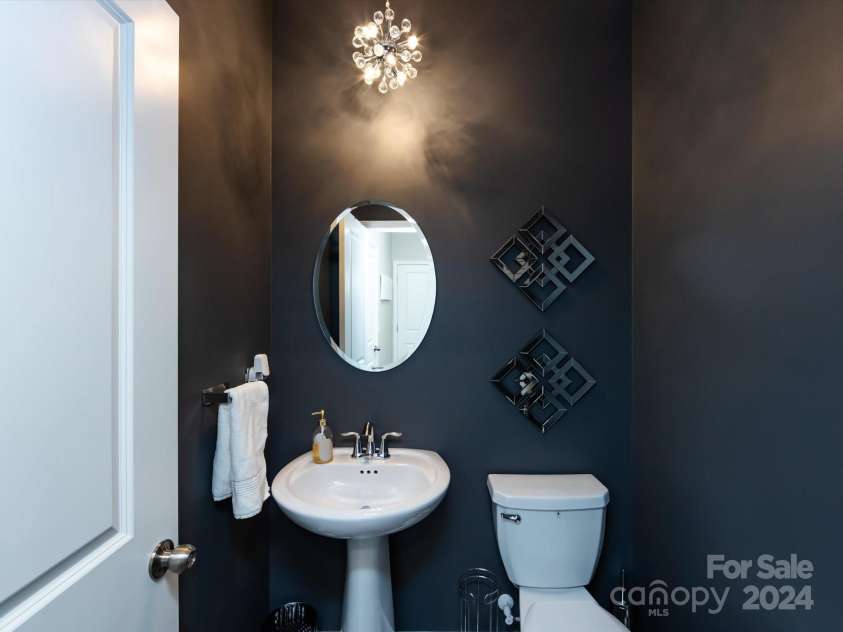 15533 Capps Road, Charlotte, NC 28278.  MLS# CAR4205071, YatesRealty ID 3268. 