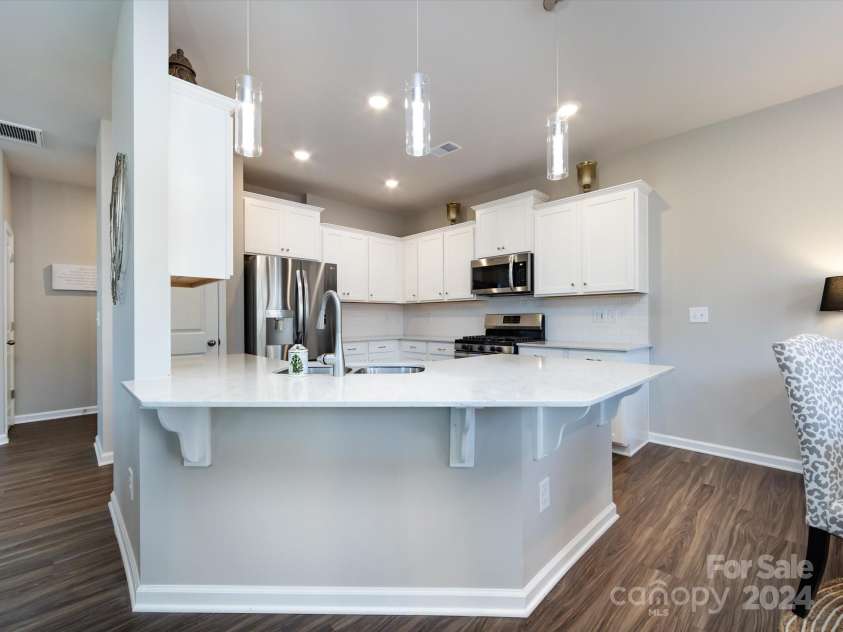 15533 Capps Road, Charlotte, NC 28278.  MLS# CAR4205071, YatesRealty ID 3268. 