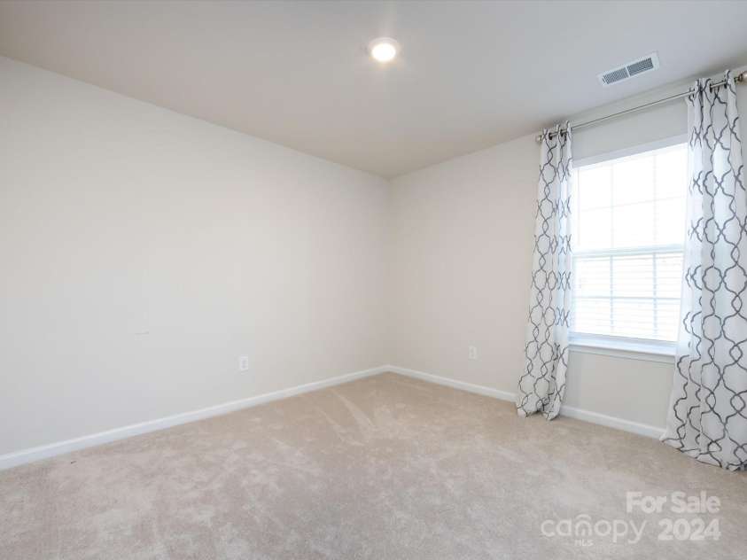 15533 Capps Road, Charlotte, NC 28278.  MLS# CAR4205071, YatesRealty ID 3268. 