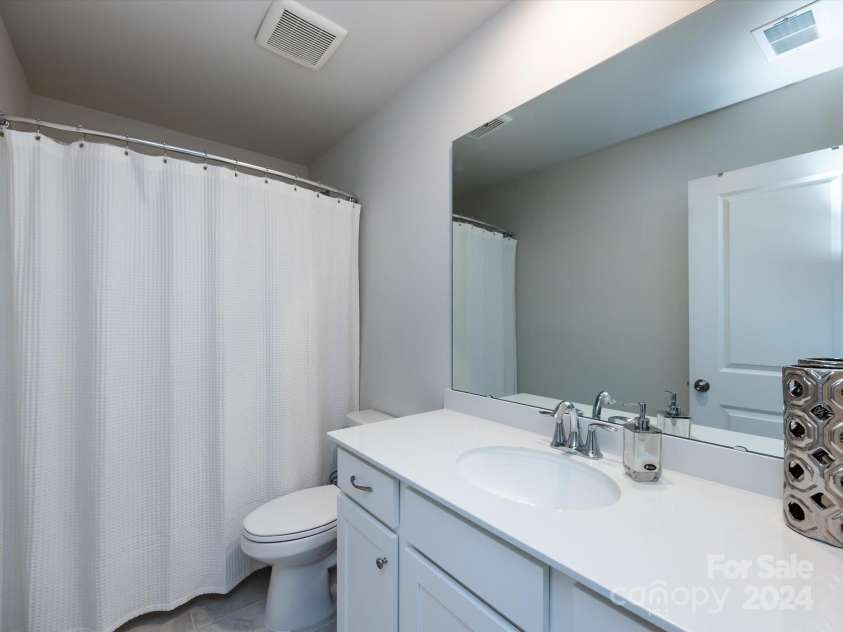 15533 Capps Road, Charlotte, NC 28278.  MLS# CAR4205071, YatesRealty ID 3268. 