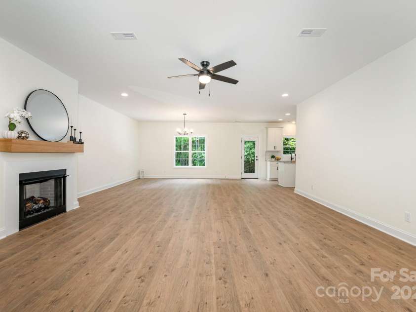 1105 Rudder Circle, Salisbury, NC 28146.  MLS# CAR4293177, YatesRealty ID 32680. 