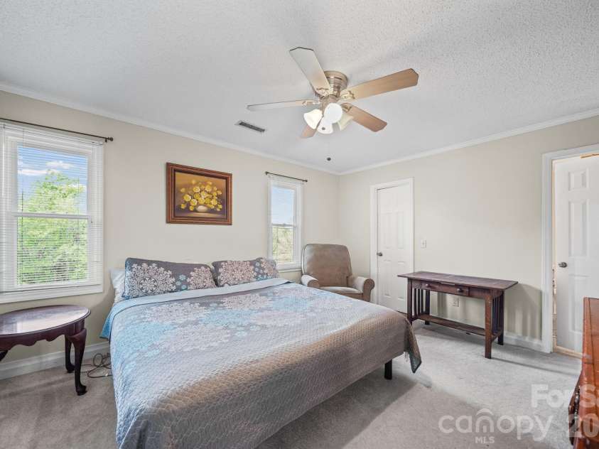 1160 Crestmont Drive, Concord, NC 28025.  MLS# CAR4357365, YatesRealty ID 32681. 