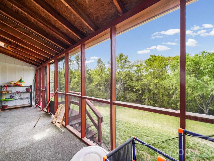 1160 Crestmont Drive, Concord, NC 28025.  MLS# CAR4357365, YatesRealty ID 32681. 