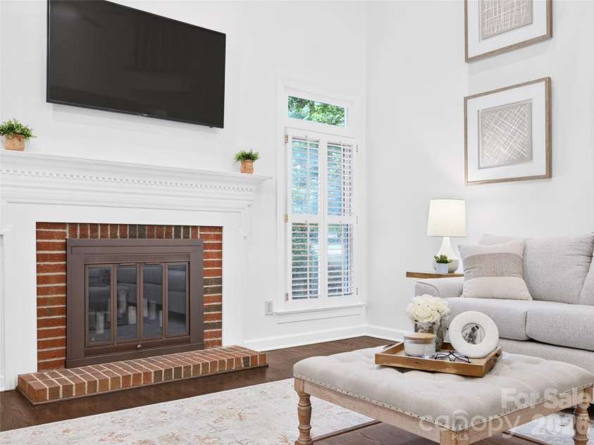 4617 Deer Cross Trail, Charlotte, NC 28269.  MLS# CAR4393732, YatesRealty ID 32682. 