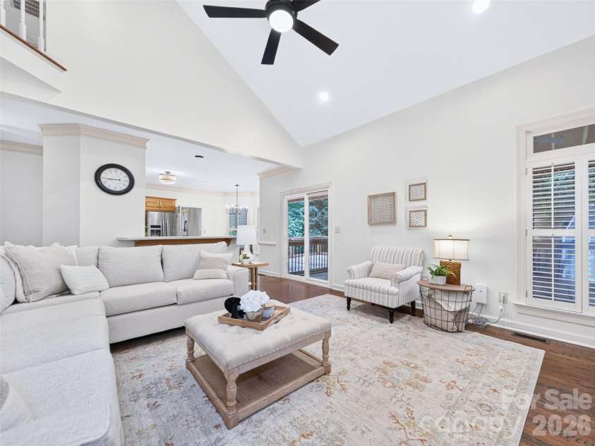 4617 Deer Cross Trail, Charlotte, NC 28269.  MLS# CAR4393732, YatesRealty ID 32682. 