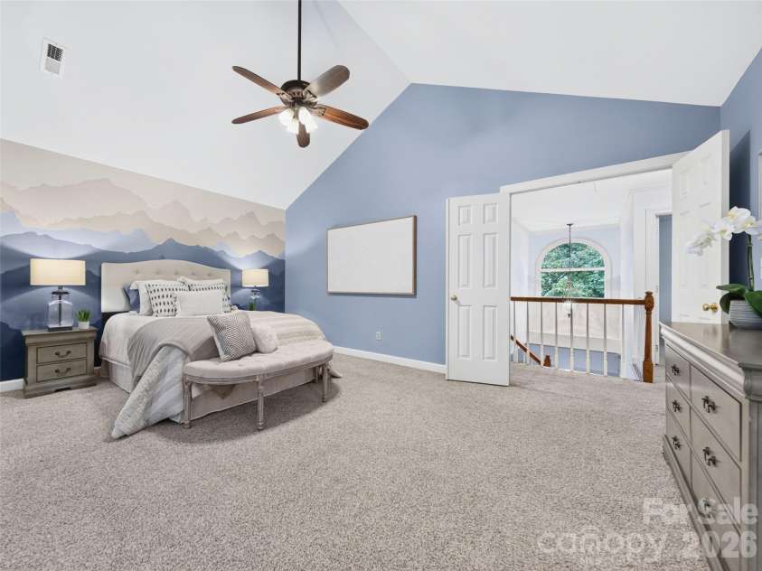 4617 Deer Cross Trail, Charlotte, NC 28269.  MLS# CAR4393732, YatesRealty ID 32682. 