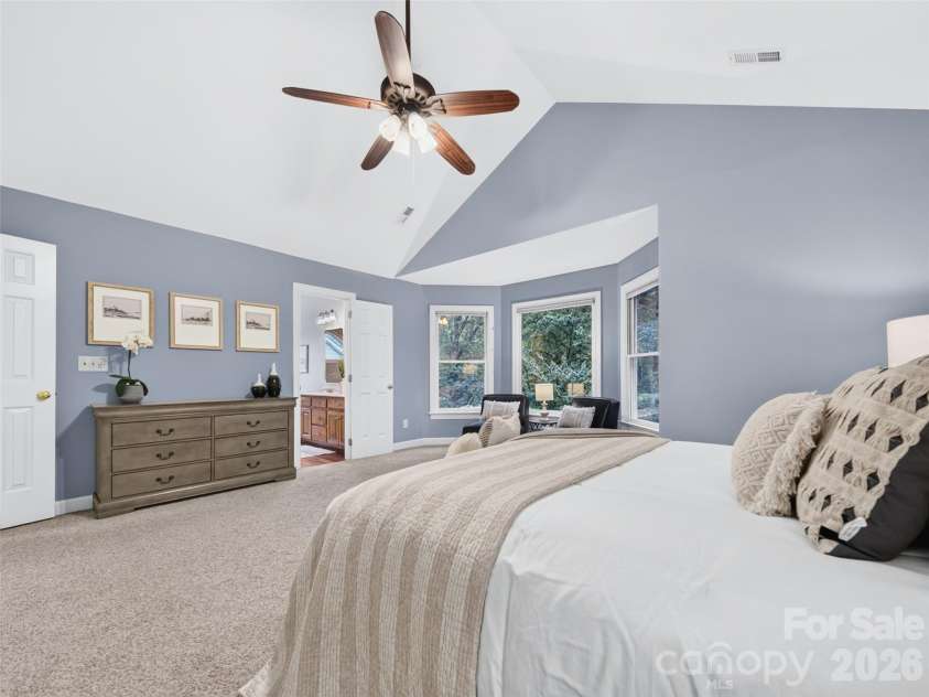 4617 Deer Cross Trail, Charlotte, NC 28269.  MLS# CAR4393732, YatesRealty ID 32682. 