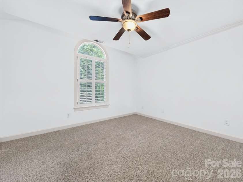 4617 Deer Cross Trail, Charlotte, NC 28269.  MLS# CAR4393732, YatesRealty ID 32682. 
