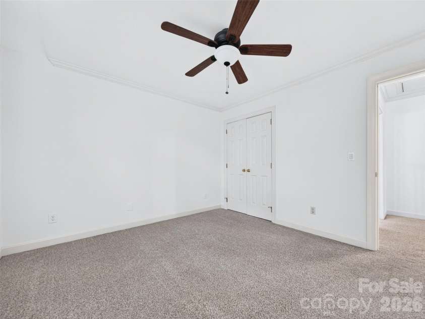 4617 Deer Cross Trail, Charlotte, NC 28269.  MLS# CAR4393732, YatesRealty ID 32682. 