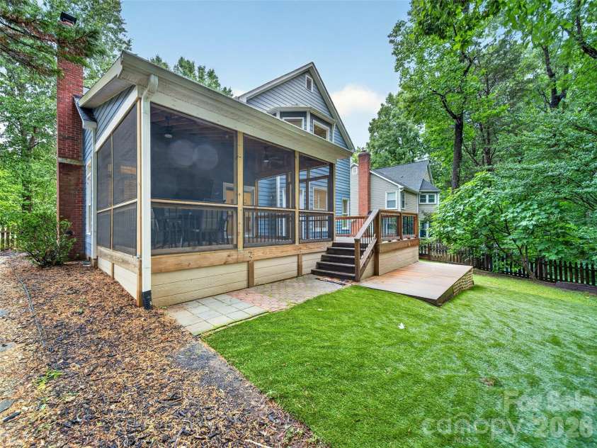 4617 Deer Cross Trail, Charlotte, NC 28269.  MLS# CAR4393732, YatesRealty ID 32682. 