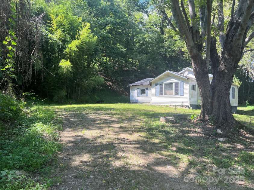 5981 Revere Road, Marshall, NC 28753.  MLS# CAR4292914, YatesRealty ID 32683. 