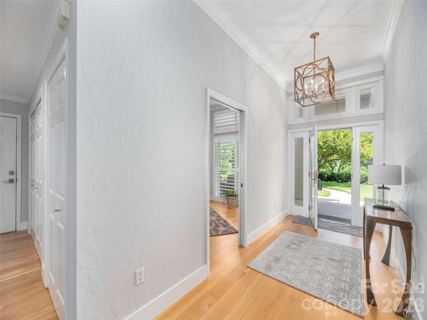 34 Dover Street, Asheville, NC 28804.  MLS# CAR4396590, YatesRealty ID 32684. 