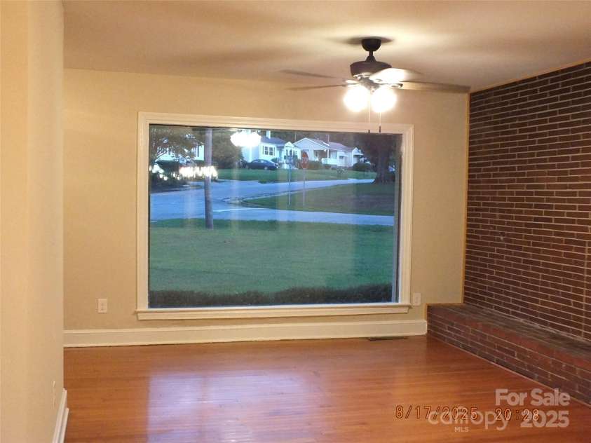 414 Springs Street, Lancaster, SC 29720.  MLS# CAR4293071, YatesRealty ID 32684. 