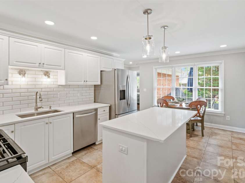 1135 Hunter Trail Court, Rock Hill, SC 29730.  MLS# CAR4395244, YatesRealty ID 32685. 