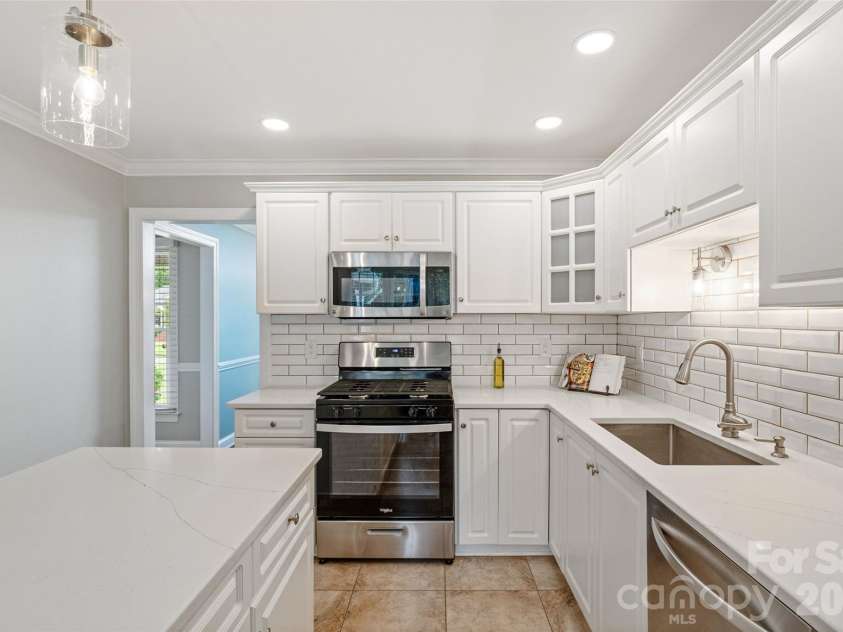 1135 Hunter Trail Court, Rock Hill, SC 29730.  MLS# CAR4395244, YatesRealty ID 32685. 
