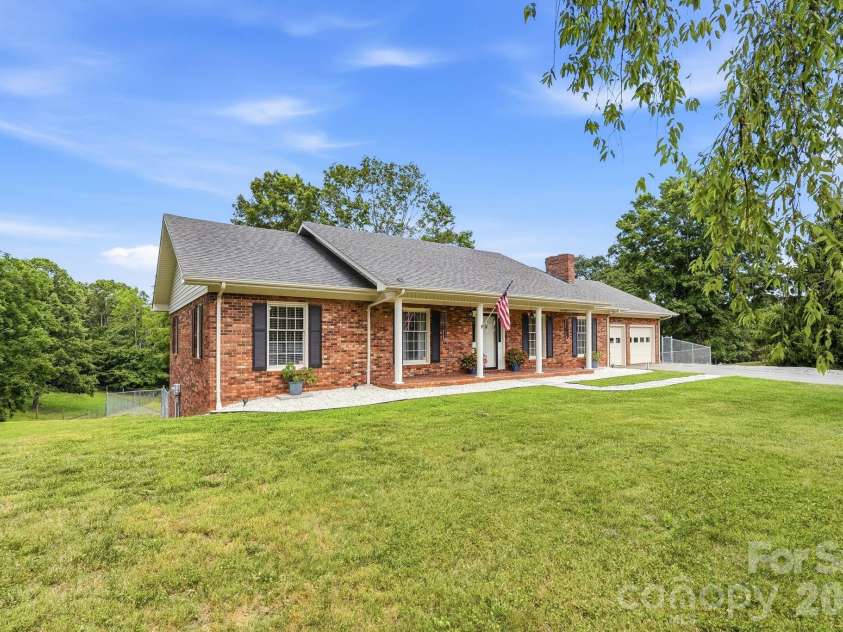 1692 Pads Road, North Wilkesboro, NC 28659.  MLS# CAR4392236, YatesRealty ID 32687. 
