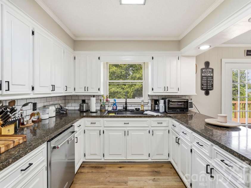 1692 Pads Road, North Wilkesboro, NC 28659.  MLS# CAR4392236, YatesRealty ID 32687. 