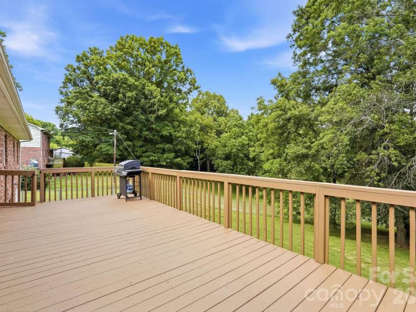 1692 Pads Road, North Wilkesboro, NC 28659.  MLS# CAR4392236, YatesRealty ID 32687. 