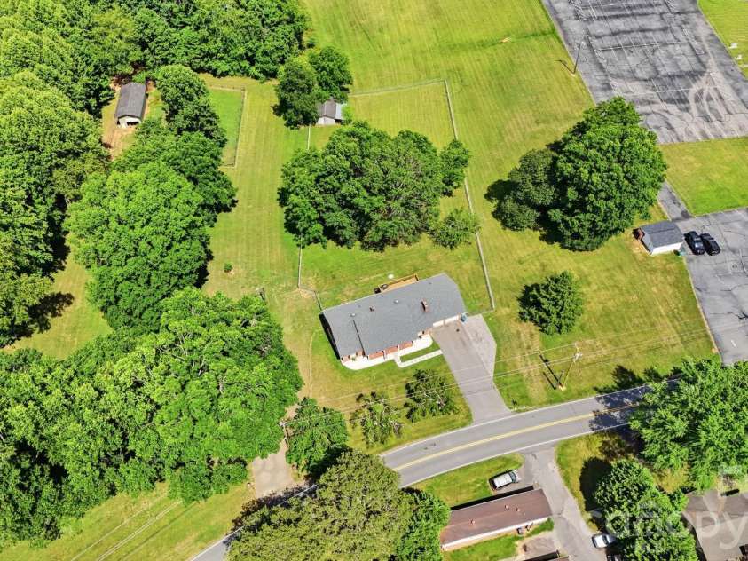 1692 Pads Road, North Wilkesboro, NC 28659.  MLS# CAR4392236, YatesRealty ID 32687. 