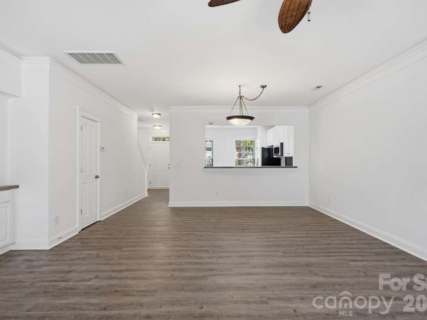 814 Cattaloochee Lane, Huntersville, NC 28078.  MLS# CAR4389899, YatesRealty ID 32688. 