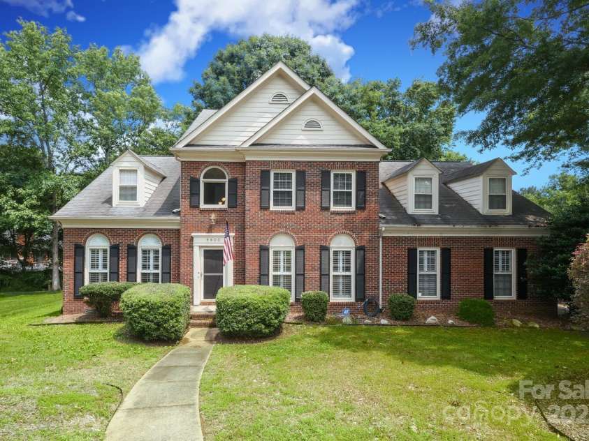 9900 Colvard Circle, Charlotte, NC 28269.  MLS# CAR4264352, YatesRealty ID 32688. Front elevation