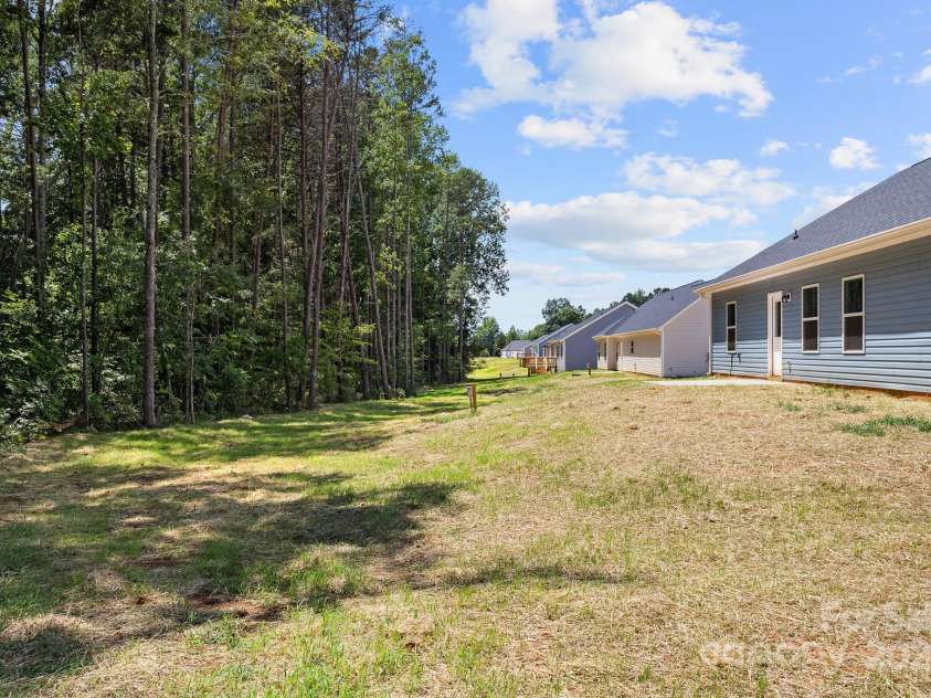 6133 Long Branch Road, Salisbury, NC 28147.  MLS# CAR4142000, YatesRealty ID 32689. 
