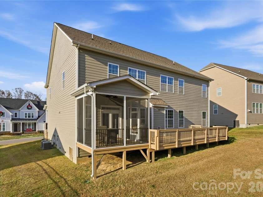 194 Forsythia Lane, Tega Cay, SC 29708.  MLS# CAR4317567, YatesRealty ID 3269. 