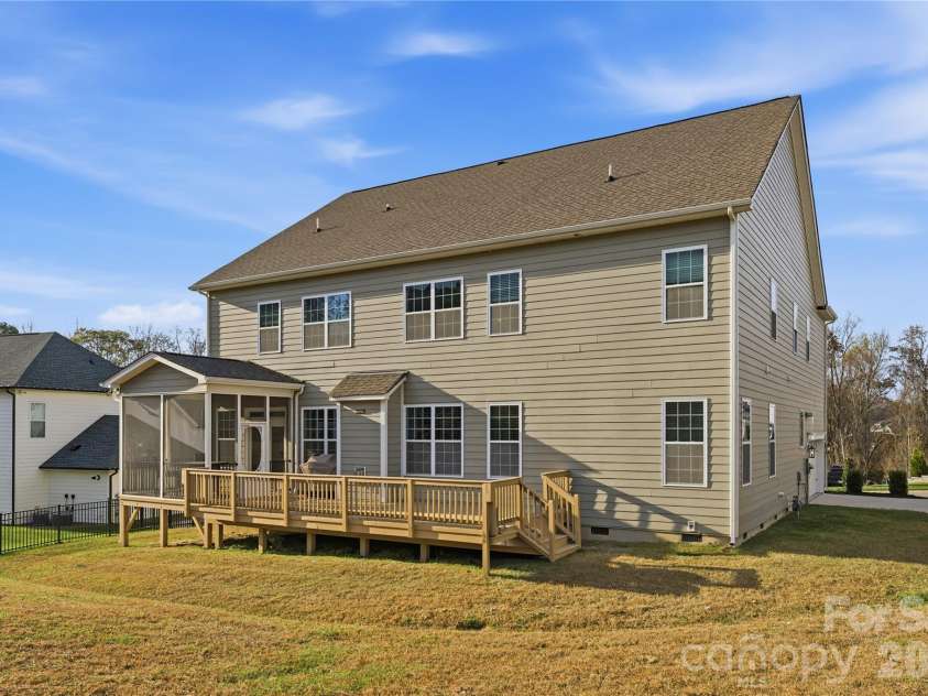 194 Forsythia Lane, Tega Cay, SC 29708.  MLS# CAR4317567, YatesRealty ID 3269. 