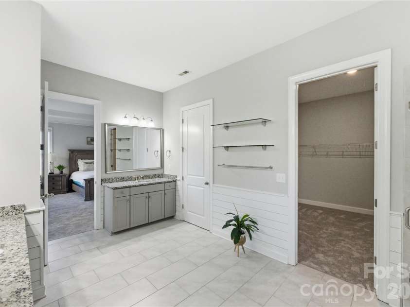 194 Forsythia Lane, Tega Cay, SC 29708.  MLS# CAR4317567, YatesRealty ID 3269. 