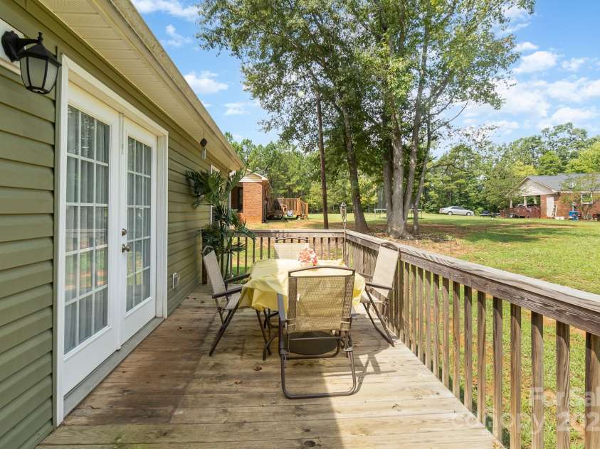 2211 Airport Road, Lancaster, SC 29720.  MLS# CAR4332158, YatesRealty ID 3269. 