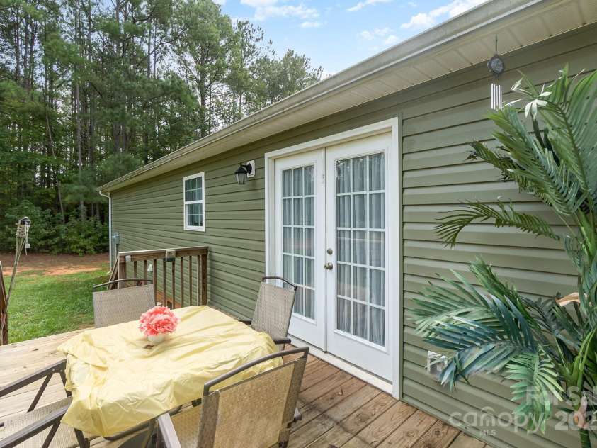2211 Airport Road, Lancaster, SC 29720.  MLS# CAR4332158, YatesRealty ID 3269. 