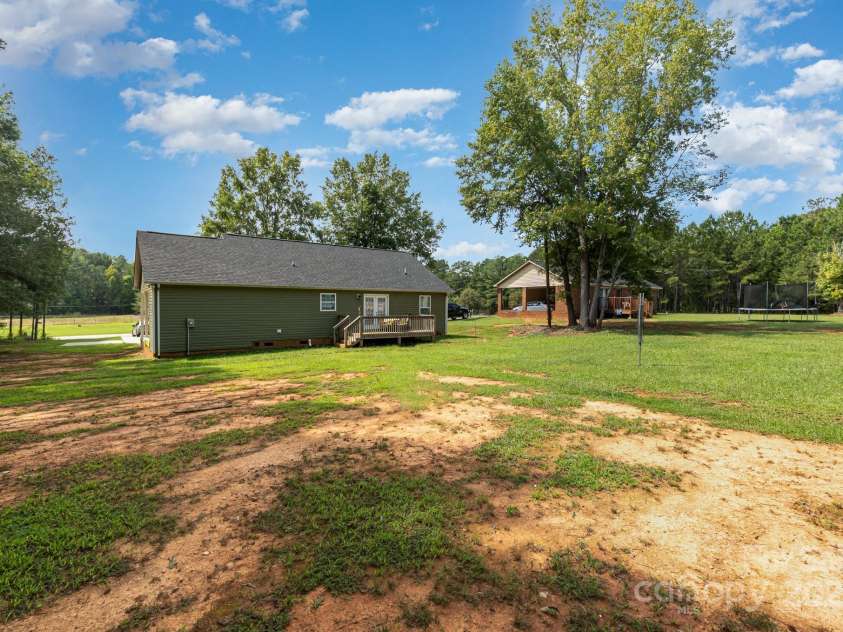 2211 Airport Road, Lancaster, SC 29720.  MLS# CAR4332158, YatesRealty ID 3269. 