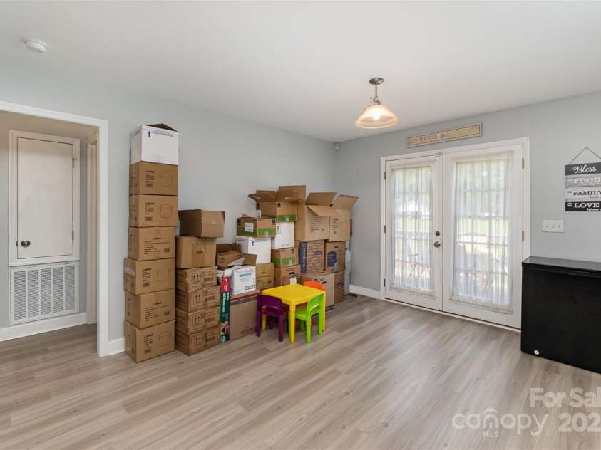 2211 Airport Road, Lancaster, SC 29720.  MLS# CAR4332158, YatesRealty ID 3269. 