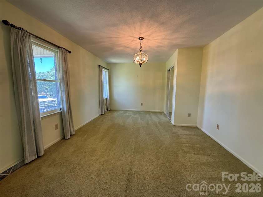 1106 Laurel Woods Drive, Gastonia, NC 28052.  MLS# CAR4395123, YatesRealty ID 32690. 