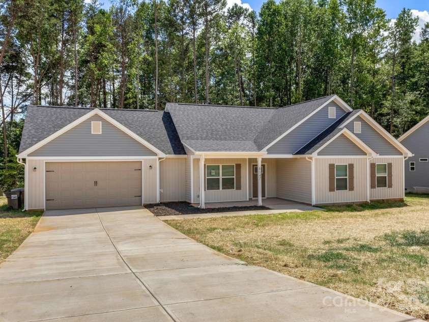 6147 Long Branch Road, Salisbury, NC 28147.  MLS# CAR4142003, YatesRealty ID 32690. 