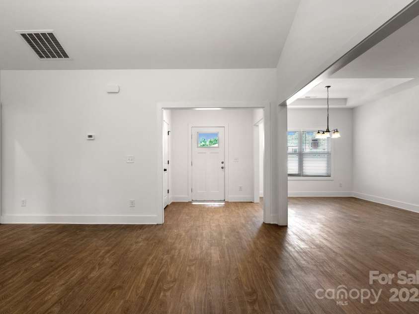 6147 Long Branch Road, Salisbury, NC 28147.  MLS# CAR4142003, YatesRealty ID 32690. 