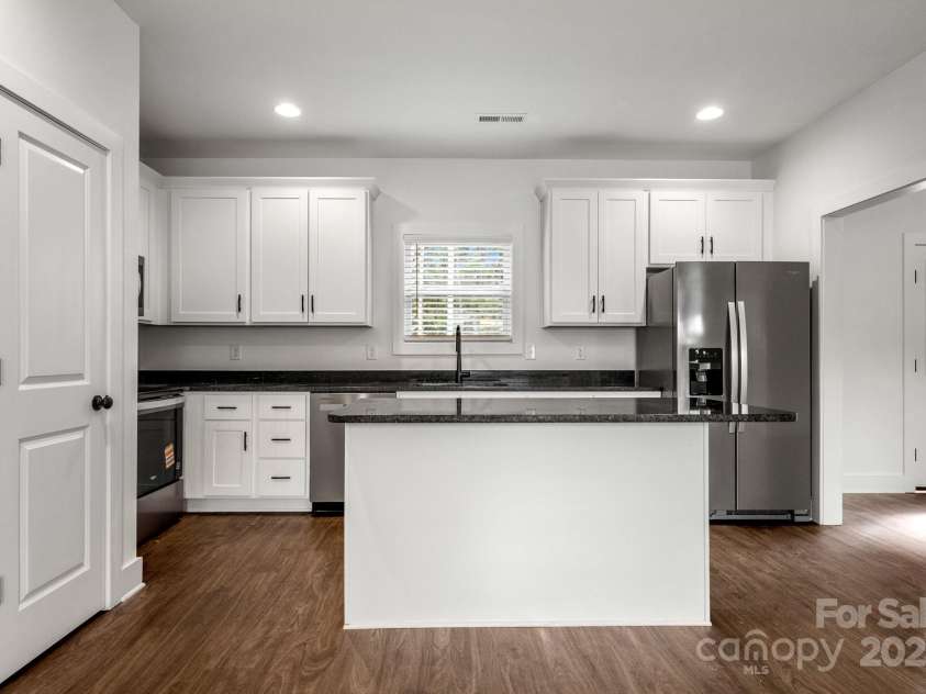 6147 Long Branch Road, Salisbury, NC 28147.  MLS# CAR4142003, YatesRealty ID 32690. 