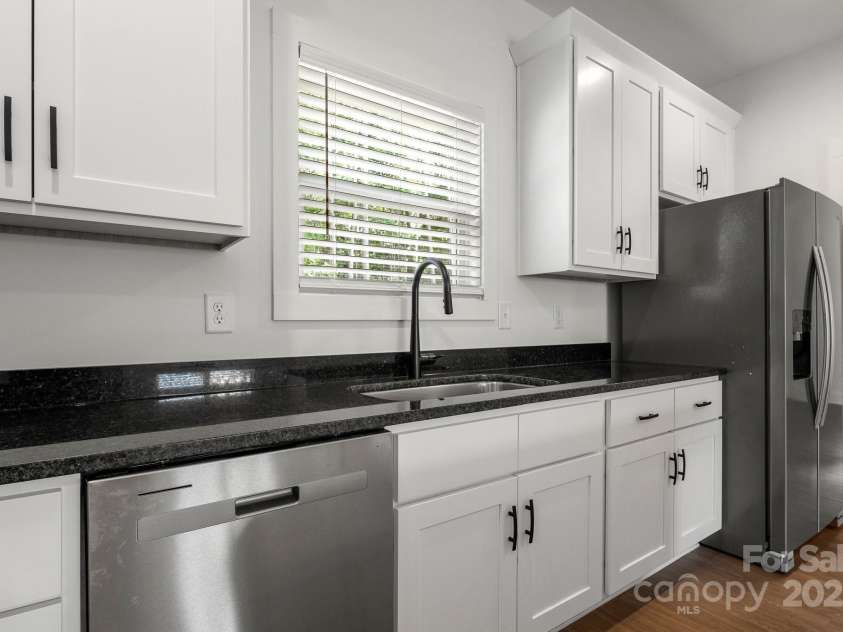 6147 Long Branch Road, Salisbury, NC 28147.  MLS# CAR4142003, YatesRealty ID 32690. 