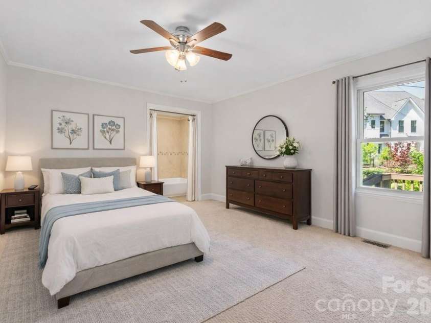 2800 Georgia Avenue, Charlotte, NC 28205.  MLS# CAR4360228, YatesRealty ID 32691. Primary Down Virtually Staged
