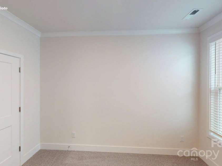 2057 Skyhawk Drive, York, SC 29745.  MLS# CAR4285159, YatesRealty ID 32692. 