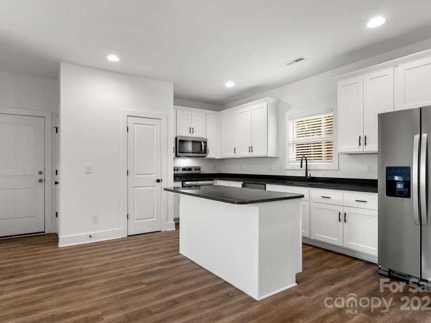 6169 Long Branch Road, Salisbury, NC 28147.  MLS# CAR4157285, YatesRealty ID 32693. 