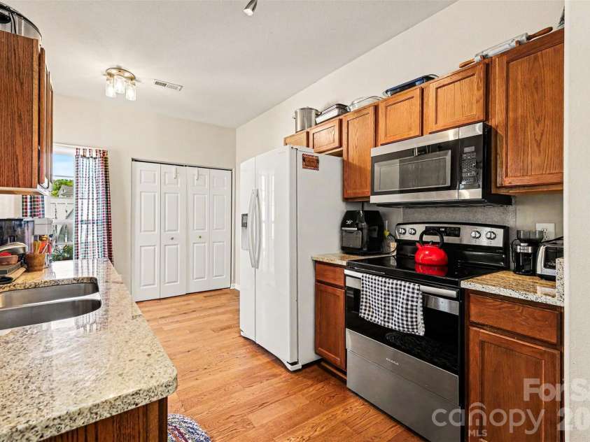 6219 Tyrel Lane, Harrisburg, NC 28075.  MLS# CAR4384588, YatesRealty ID 32693. 