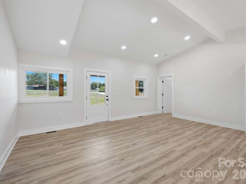 2516 Riverview Road, Lexington, NC 27292.  MLS# CAR4396345, YatesRealty ID 32694. Open Floor Plan