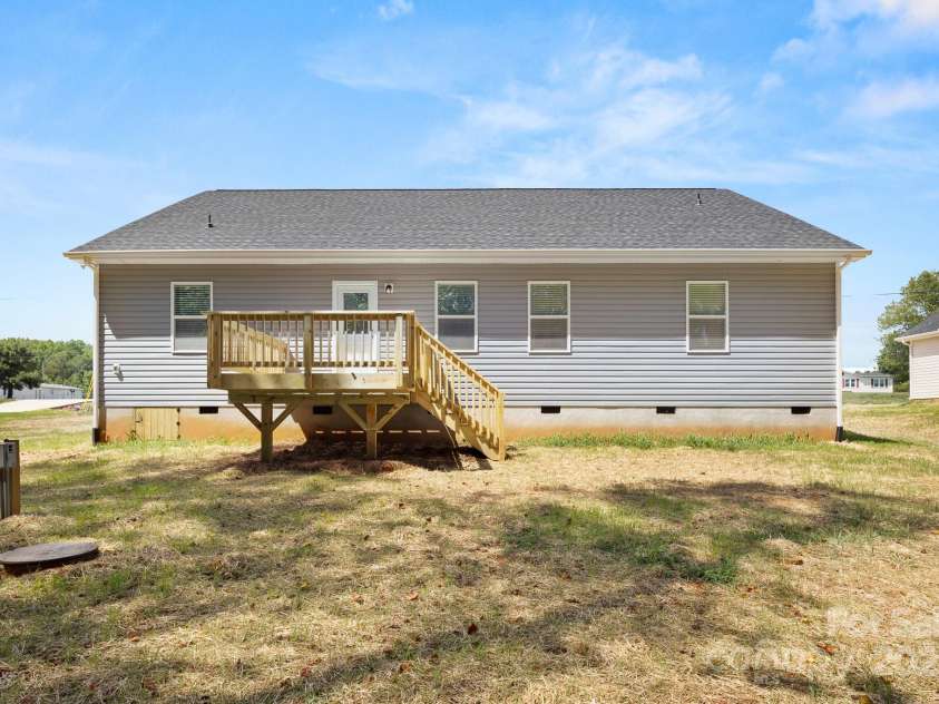 6155 Long Branch Road, Salisbury, NC 28147.  MLS# CAR4142013, YatesRealty ID 32695. 
